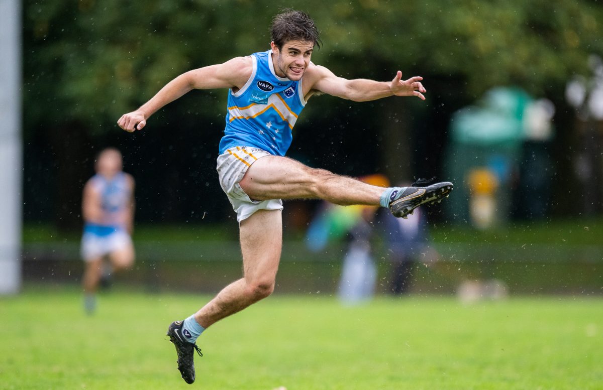 Monash Blues win their first game as finals race heats up
