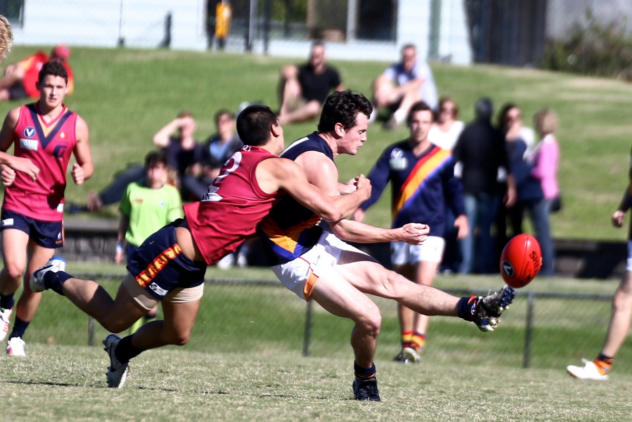 ST BEDES/MENTONE TIGERS ROAR BACK TO WIN ON ANZAC DAY
