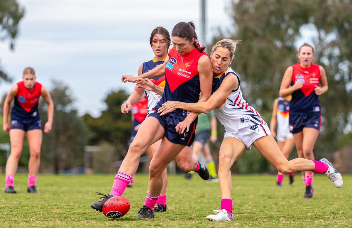 The competition heats up as six sides become acquainted in a new look Div 1 Women’s