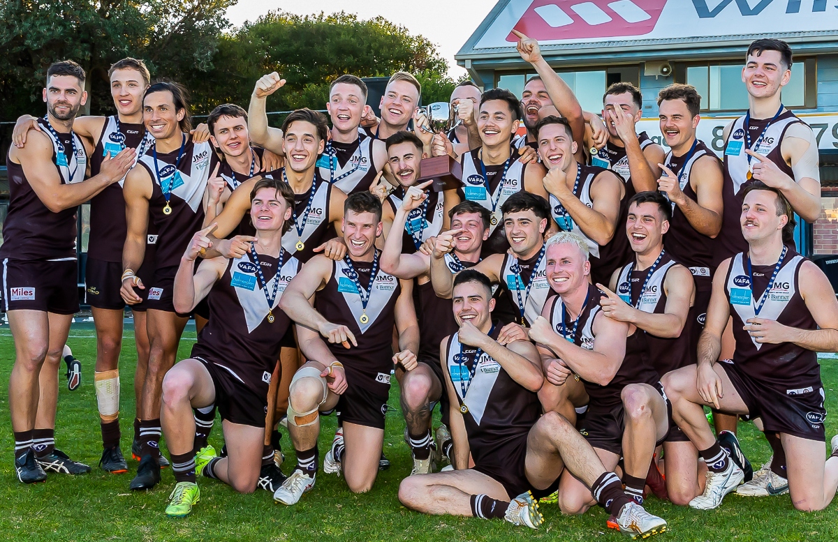 High-ho, a double Premiership Old Ivanhoe go