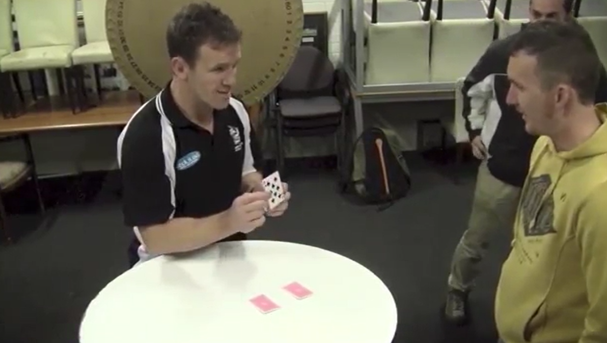 VIDEO: Dutchy’s card trick wizardry