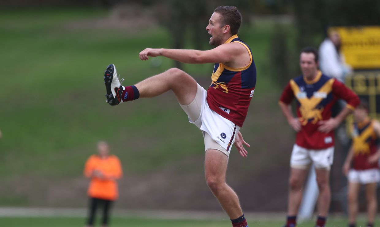 Bannister makes it 17 from three as Lions prove too strong for Raiders in Division 1
