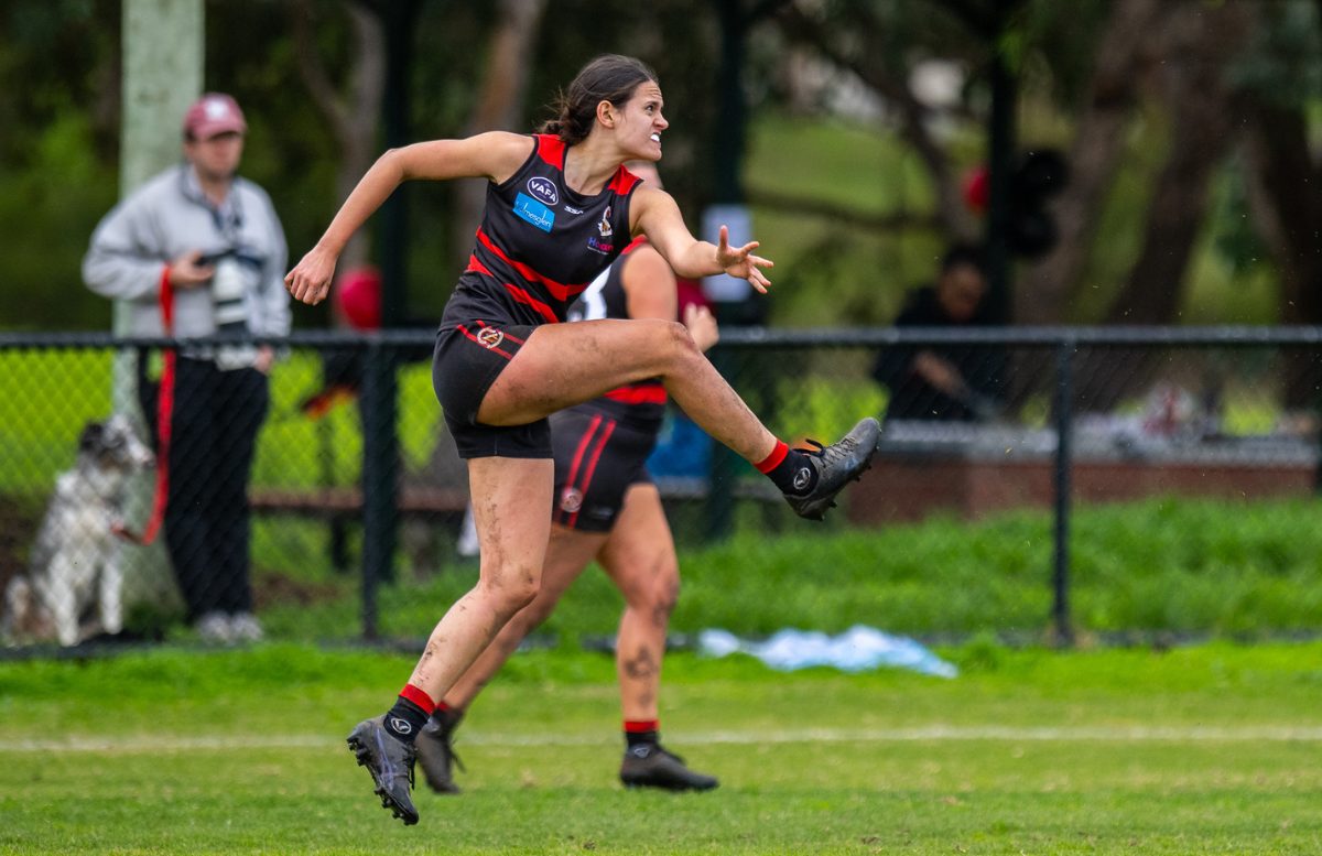 Xavs secure their second win, as Old Brighton put themselves back in the finals race